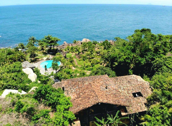 Imagem Casa com 5 Quartos à Venda, 900 m² em Centro - Ilhabela Imagem Casa com 5 Quartos à Venda, 900 m² em Centro - Ilhabela
