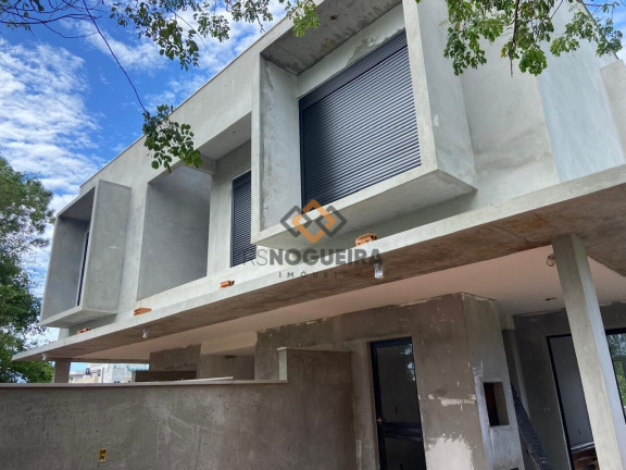 Imagem Casa com 3 Quartos à Venda, 353 m² em Ribeirão Da Ilha - Florianópolis Imagem Casa com 3 Quartos à Venda, 353 m² em Ribeirão Da Ilha - Florianópolis