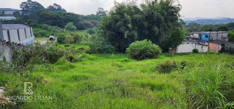 Terreno à Venda, 2.470 m² em Cidade Aracilia - Guarulhos