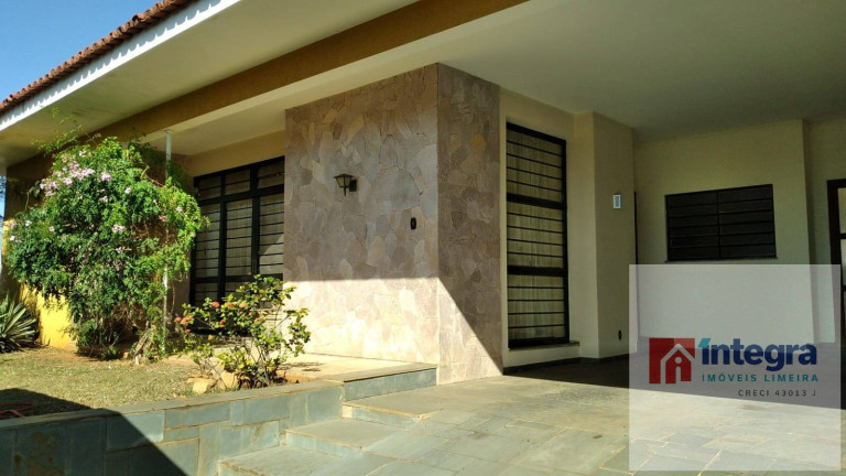 Imagem Casa com 4 Quartos à Venda, 400 m² em Vila Cristóvam - Limeira Imagem Casa com 4 Quartos à Venda, 400 m² em Vila Cristóvam - Limeira