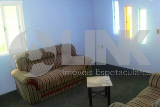 Imagem Casa com 3 Quartos à Venda, 300 m² em Sarandi - Porto Alegre Imagem Casa com 3 Quartos à Venda, 300 m² em Sarandi - Porto Alegre