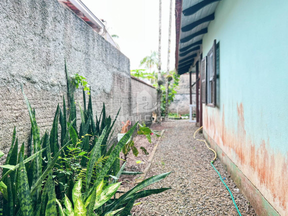 Imagem Casa com 4 Quartos à Venda, 390 m² em Costeira - Balneário Barra Do Sul Imagem Casa com 4 Quartos à Venda, 390 m² em Costeira - Balneário Barra Do Sul