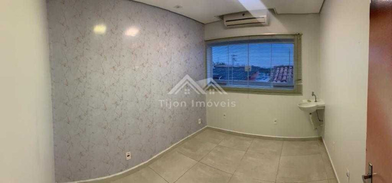 Imagem Sobrado com 13 Quartos à Venda, 300 m² em Campolim - Sorocaba Imagem Sobrado com 13 Quartos à Venda, 300 m² em Campolim - Sorocaba