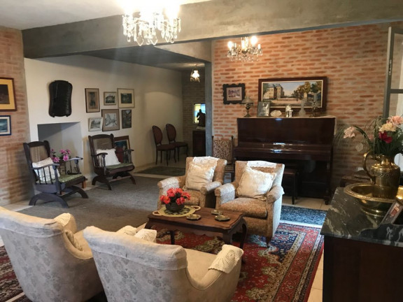 Imagem Casa com 7 Quartos à Venda, 500 m² em Fonte Imaculada - Taubaté Imagem Casa com 7 Quartos à Venda, 500 m² em Fonte Imaculada - Taubaté