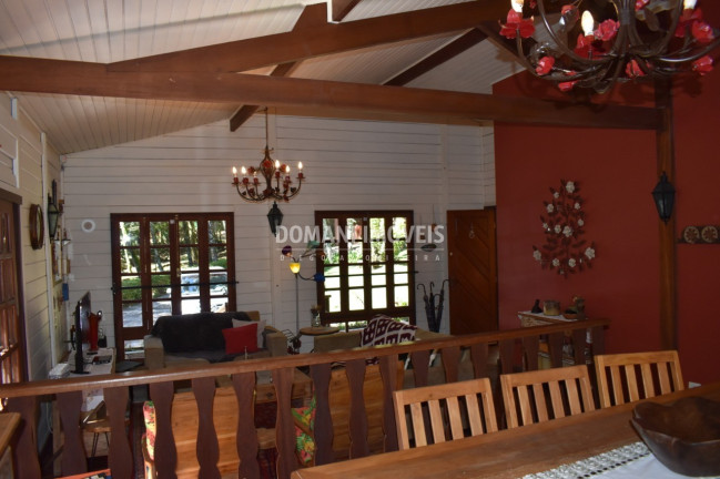 Imagem Casa com 4 Quartos à Venda, 190 m² em Região Do Alto Da Boa Vista - Campos Do Jordão Imagem Casa com 4 Quartos à Venda, 190 m² em Região Do Alto Da Boa Vista - Campos Do Jordão