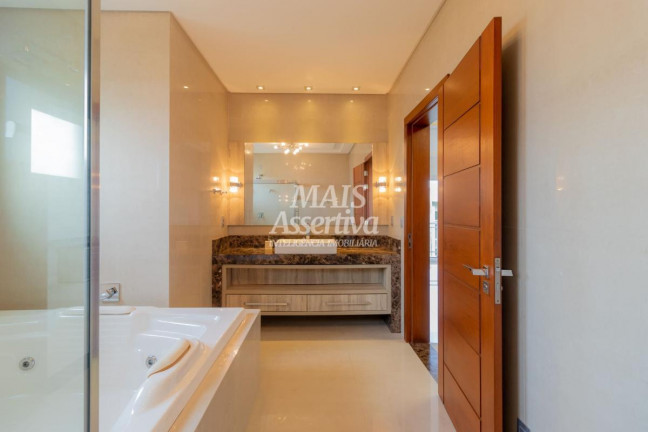 Imagem Casa com 3 Quartos à Venda, 471 m² em Centro - Torres Imagem Casa com 3 Quartos à Venda, 471 m² em Centro - Torres