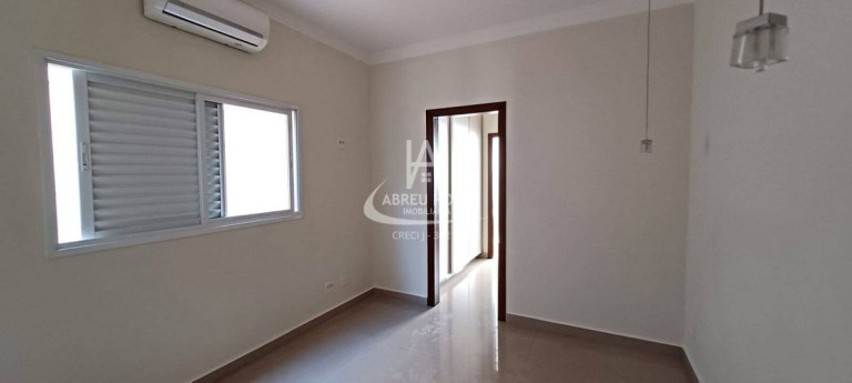Imagem Sobrado com 4 Quartos à Venda, Imagem Sobrado com 4 Quartos à Venda,