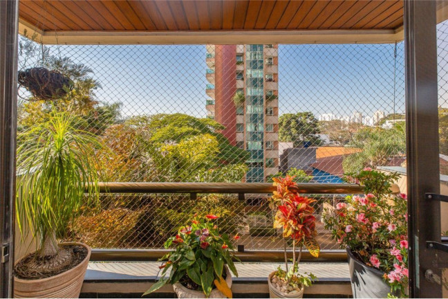 Imagem Imóvel com 3 Quartos à Venda, 200 m² em Moema - São Paulo