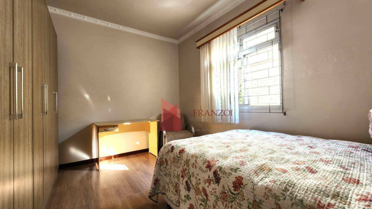 Imagem Casa com 4 Quartos à Venda, 180 m² em São Judas - Itajaí Imagem Casa com 4 Quartos à Venda, 180 m² em São Judas - Itajaí