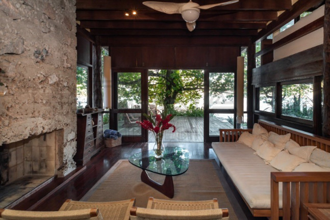 Imagem Casa com 3 Quartos à Venda, 400 m² em Toque-toque Grande - São Sebastião Imagem Casa com 3 Quartos à Venda, 400 m² em Toque-toque Grande - São Sebastião