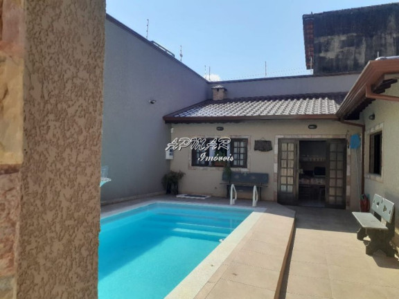Imagem Sobrado com 5 Quartos à Venda, 397 m² em Centro - Peruíbe Imagem Sobrado com 5 Quartos à Venda, 397 m² em Centro - Peruíbe
