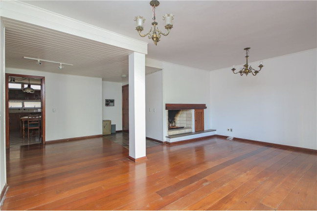 Imagem Apartamento com 3 Quartos à Venda, 135 m² em Higienópolis - Porto Alegre Imagem Apartamento com 3 Quartos à Venda, 135 m² em Higienópolis - Porto Alegre