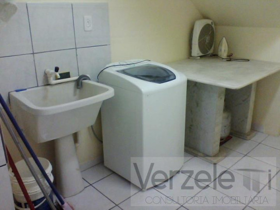 Imagem Casa com 4 Quartos para Temporada, 250 m² em Nações - Balneário Camboriú Imagem Casa com 4 Quartos para Temporada, 250 m² em Nações - Balneário Camboriú