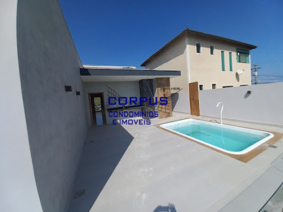 Imagem Casa com 3 Quartos à Venda, 220 m² em Vila Sao Pedro - São Pedro Da Aldeia
