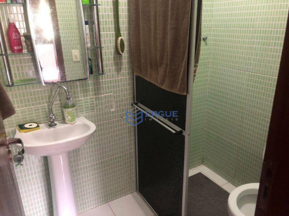 Imagem Casa com 2 Quartos à Venda, 180 m² em Parque Havaí - Eusébio Imagem Casa com 2 Quartos à Venda, 180 m² em Parque Havaí - Eusébio