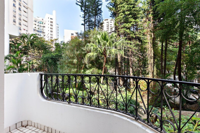 Imagem Imóvel com 3 Quartos à Venda, 130 m² em Vila Nova Conceição - São Paulo Imagem Imóvel com 3 Quartos à Venda, 130 m² em Vila Nova Conceição - São Paulo