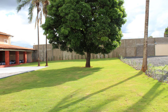 Imagem Casa com 6 Quartos à Venda, 1.640 m² em Uberaba Imagem Casa com 6 Quartos à Venda, 1.640 m² em Uberaba