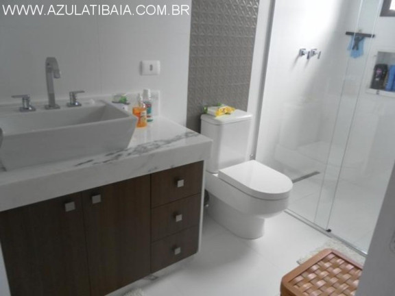 Imagem Casa com 5 Quartos à Venda, em Condomínio Porto Atibaia - Atibaia Imagem Casa com 5 Quartos à Venda, em Condomínio Porto Atibaia - Atibaia