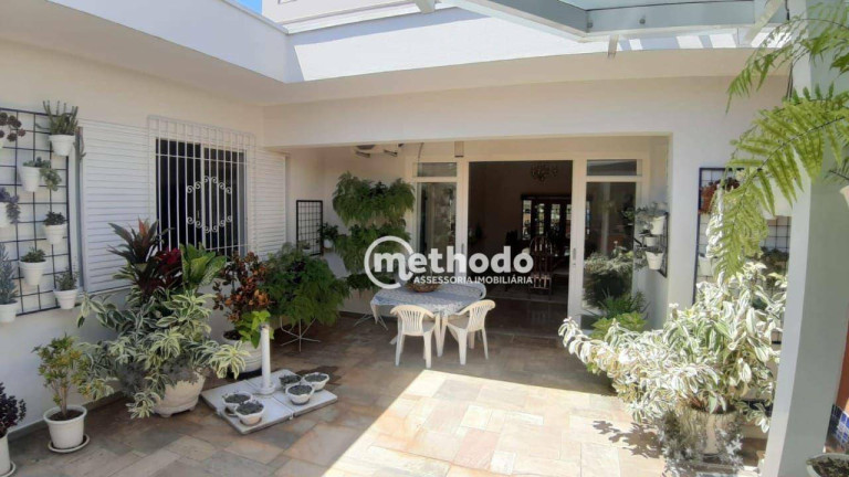 Imagem Casa com 4 Quartos à Venda, 400 m² em Taquaral - Campinas Imagem Casa com 4 Quartos à Venda, 400 m² em Taquaral - Campinas