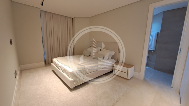 Imagem Apartamento com 4 Quartos à Venda, 230 m² em Centro - Balneário Camboriú Imagem Apartamento com 4 Quartos à Venda, 230 m² em Centro - Balneário Camboriú