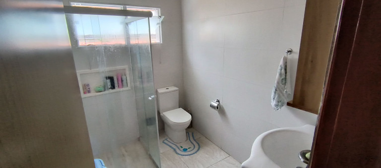 Imagem Casa com 3 Quartos à Venda, 250 m² em Laranjeiras - Caieiras Imagem Casa com 3 Quartos à Venda, 250 m² em Laranjeiras - Caieiras