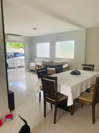 Casa com 3 Quartos à Venda, 140 m² em Parque California - Campos Dos Goytacazes
