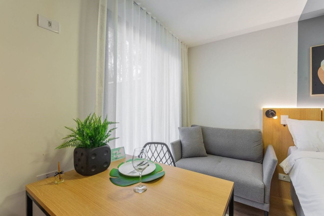 Imagem Apartamento com 1 Quarto para Alugar, 17 m² em Prado Velho - Curitiba