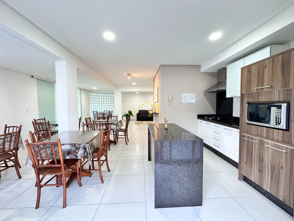 Imagem Imóvel com 3 Quartos à Venda, 95 m² em Saguaçu - Joinville Imagem Imóvel com 3 Quartos à Venda, 95 m² em Saguaçu - Joinville