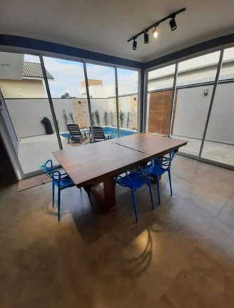 Imagem Casa com 3 Quartos à Venda, 300 m² em Caçapava Imagem Casa com 3 Quartos à Venda, 300 m² em Caçapava