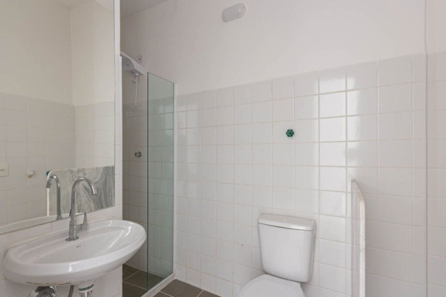 Imagem Imóvel com 1 Quarto à Venda, 30 m² em Copacabana - Rio De Janeiro Imagem Imóvel com 1 Quarto à Venda, 30 m² em Copacabana - Rio De Janeiro