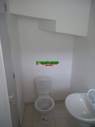 Imagem Casa com 2 Quartos à Venda, 62 m² em Caraguatatuba Imagem Casa com 2 Quartos à Venda, 62 m² em Caraguatatuba