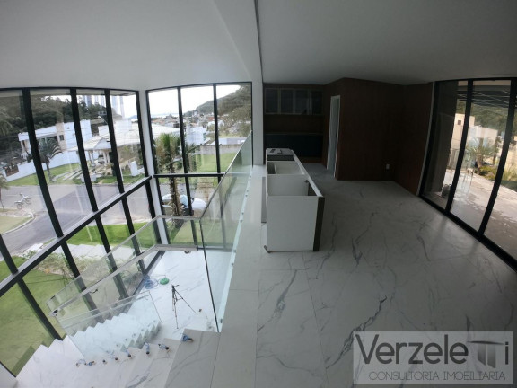 Imagem Casa com 4 Quartos à Venda, 530 m² em Barra - Balneário Camboriú