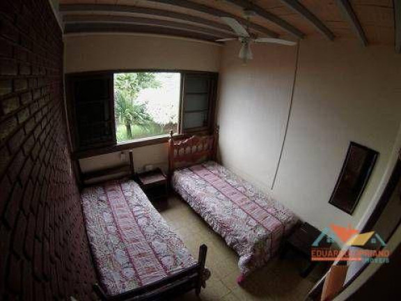 Imagem Sobrado com 8 Quartos à Venda, 507 m² em Massaguaçu - Caraguatatuba