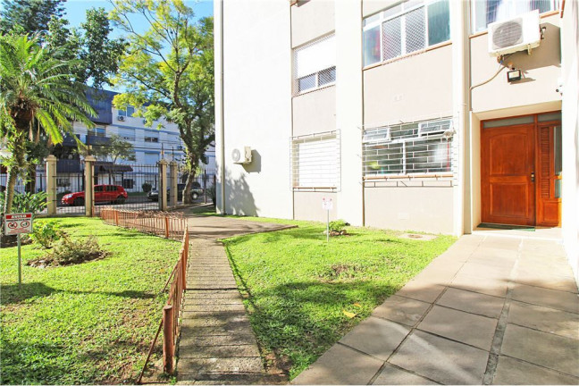 Imagem Imóvel com 1 Quarto à Venda, em Vila Ipiranga - Porto Alegre Imagem Imóvel com 1 Quarto à Venda, em Vila Ipiranga - Porto Alegre