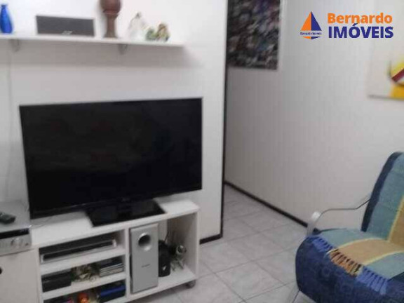 Imagem Casa com 4 Quartos à Venda, 220 m² em Centro - Cascavel Imagem Casa com 4 Quartos à Venda, 220 m² em Centro - Cascavel