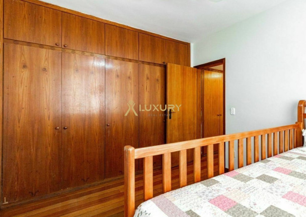 Imagem Imóvel com 3 Quartos à Venda, 140 m² em Cruzeiro - Belo Horizonte Imagem Imóvel com 3 Quartos à Venda, 140 m² em Cruzeiro - Belo Horizonte