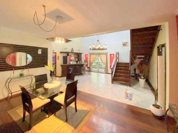 Imagem Casa com 4 Quartos à Venda, 780 m² em Chácara Vale Do Rio Cotia - Carapicuíba Imagem Casa com 4 Quartos à Venda, 780 m² em Chácara Vale Do Rio Cotia - Carapicuíba