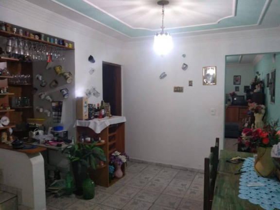 Imagem Casa com 3 Quartos à Venda, em São Paulo Imagem Casa com 3 Quartos à Venda, em São Paulo