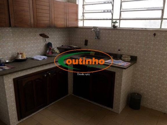 Imagem Apartamento com 5 Quartos à Venda, 226 m² em Vila Isabel - Rio De Janeiro Imagem Apartamento com 5 Quartos à Venda, 226 m² em Vila Isabel - Rio De Janeiro