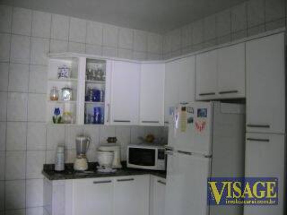 Imagem Casa com 3 Quartos à Venda, em Jd. Maria Amelia I - Jacareí Imagem Casa com 3 Quartos à Venda, em Jd. Maria Amelia I - Jacareí