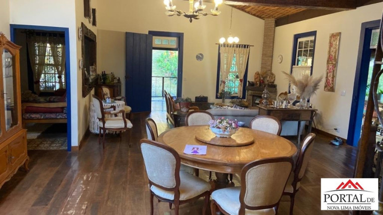 Imagem Casa com 4 Quartos à Venda, 780 m² em Jardim De Petropolis - Nova Lima Imagem Casa com 4 Quartos à Venda, 780 m² em Jardim De Petropolis - Nova Lima