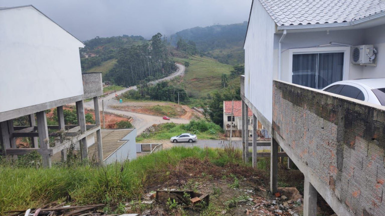 Terreno à Venda, 200 m² em Bela Vista - Palhoça