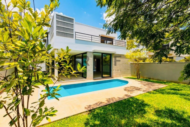 Casa com 3 Quartos à Venda, 560 m² em Moema - São Paulo
