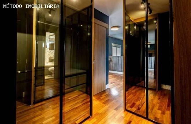 Imagem Imóvel com 2 Quartos à Venda, 121 m² em Pinheiros - São Paulo Imagem Imóvel com 2 Quartos à Venda, 121 m² em Pinheiros - São Paulo