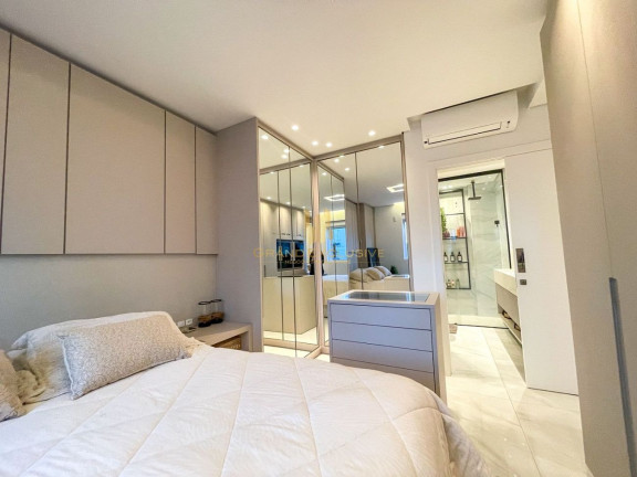 Imagem Apartamento com 3 Quartos à Venda, 125 m² em Centro - Balneário Camboriú