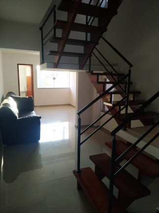 Imagem Sobrado com 3 Quartos à Venda, 120 m² em Santana - Pindamonhangaba Imagem Sobrado com 3 Quartos à Venda, 120 m² em Santana - Pindamonhangaba
