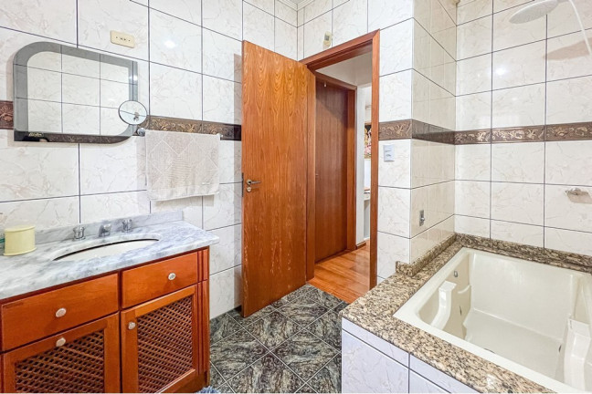 Imagem Casa com 3 Quartos à Venda, 241 m² em São José - Canoas Imagem Casa com 3 Quartos à Venda, 241 m² em São José - Canoas