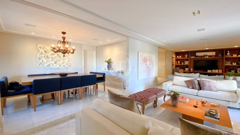 Imagem Apartamento com 3 Quartos à Venda, 326 m² em Moema - São Paulo Imagem Apartamento com 3 Quartos à Venda, 326 m² em Moema - São Paulo