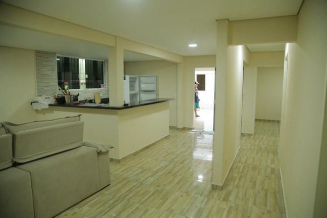 Imagem Casa com 3 Quartos à Venda, 320 m² em Caiçara - Praia Grande Imagem Casa com 3 Quartos à Venda, 320 m² em Caiçara - Praia Grande