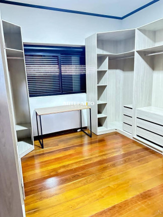 Imagem Sobrado com 4 Quartos à Venda, 400 m² Imagem Sobrado com 4 Quartos à Venda, 400 m²